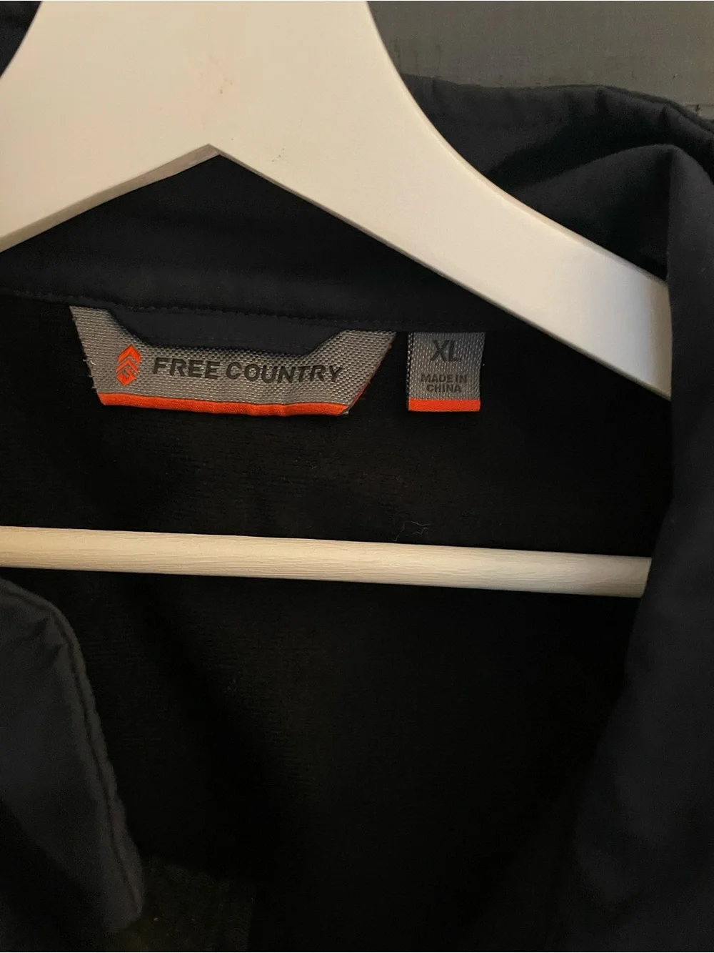 Free Country Men’s Dark Navy Performance Softshell Jacket